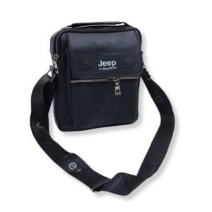 حقيبة كروس حجم 22×28 سم لون أسود