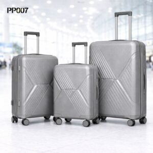 طقم شنط سفر 3 قطع بأحجام مختلفة لون رمادي فاتح