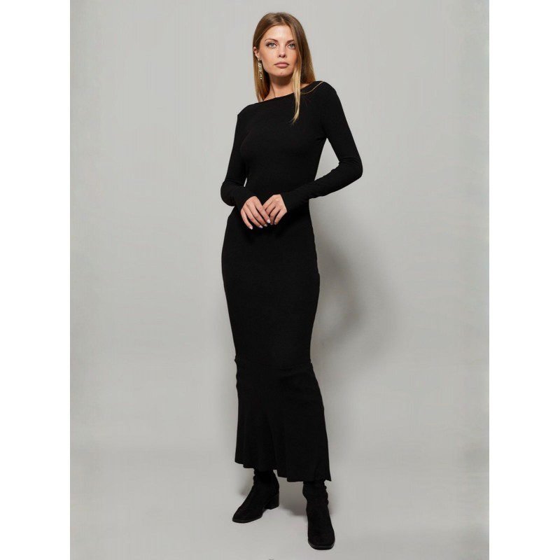 فستان ستاتي أسود طويل