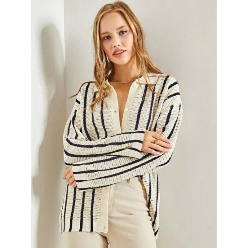 قميص ستاتي مخطط بيج وكحلي