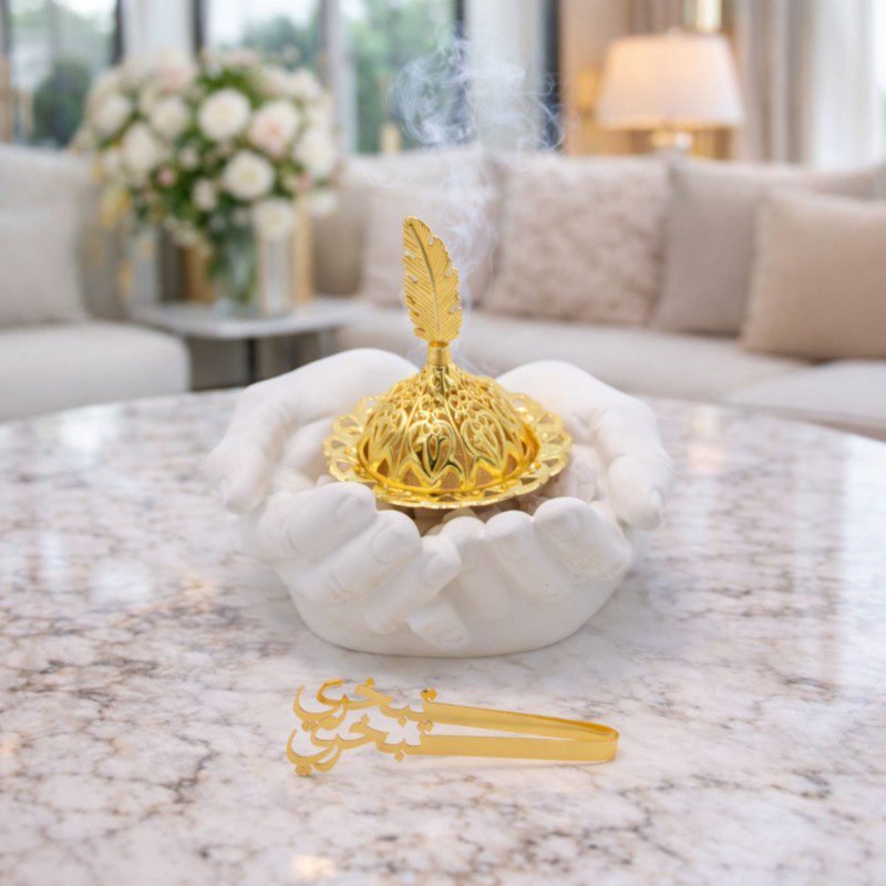 مبخره ع شكل كف يد مع ملقط لون ذهبي حجم كبير